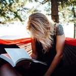Kindle Paperwhite vs Fire HDのどちらを買うべきかを海外在住の私が考察！
